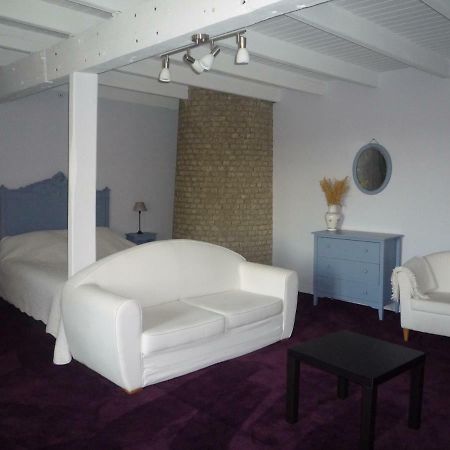 Le Moulin Du Couffon Hotell Kerlouan Exteriör bild