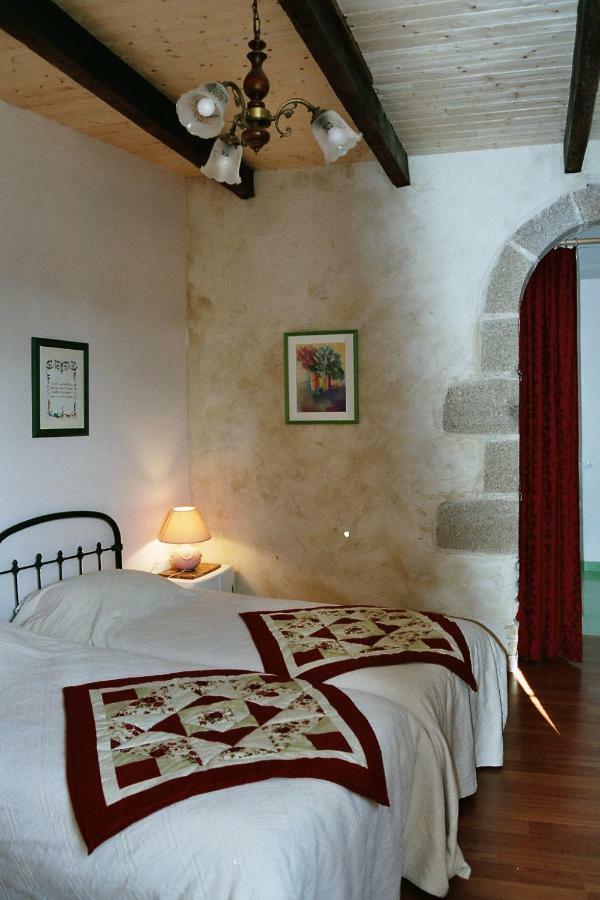 Le Moulin Du Couffon Hotell Kerlouan Exteriör bild
